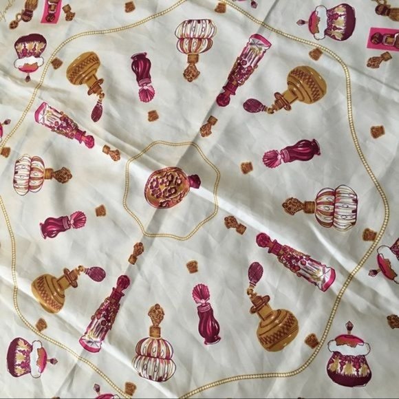 H&M Print Scarf - Picture 6 of 7